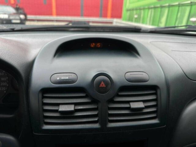 Серый Ниссан Альмера, объемом двигателя 0 л и пробегом 152 тыс. км за 5290 $, фото 20 на Automoto.ua