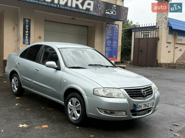 Серый Ниссан Альмера, объемом двигателя 1.6 л и пробегом 245 тыс. км за 3950 $, фото 3 на Automoto.ua