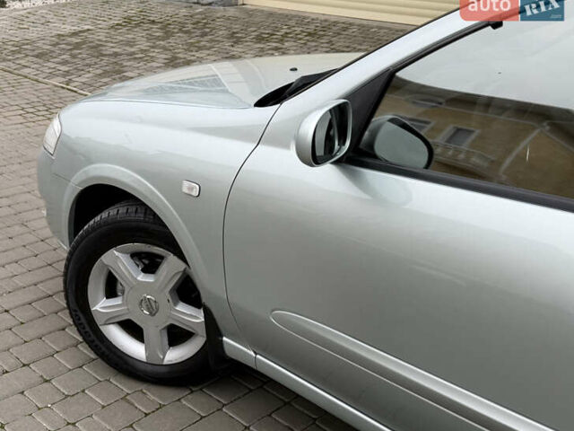 Серый Ниссан Альмера, объемом двигателя 1.6 л и пробегом 136 тыс. км за 5900 $, фото 11 на Automoto.ua