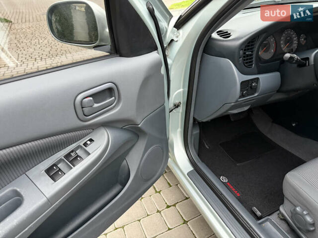 Серый Ниссан Альмера, объемом двигателя 1.6 л и пробегом 136 тыс. км за 5900 $, фото 74 на Automoto.ua
