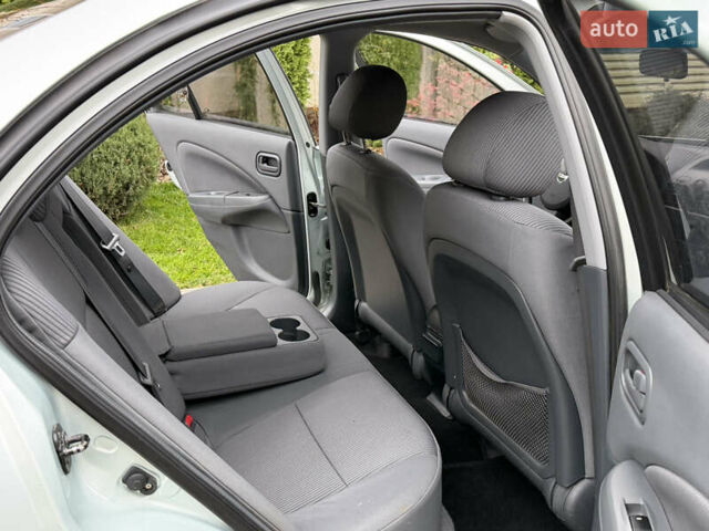 Серый Ниссан Альмера, объемом двигателя 1.6 л и пробегом 136 тыс. км за 5900 $, фото 62 на Automoto.ua