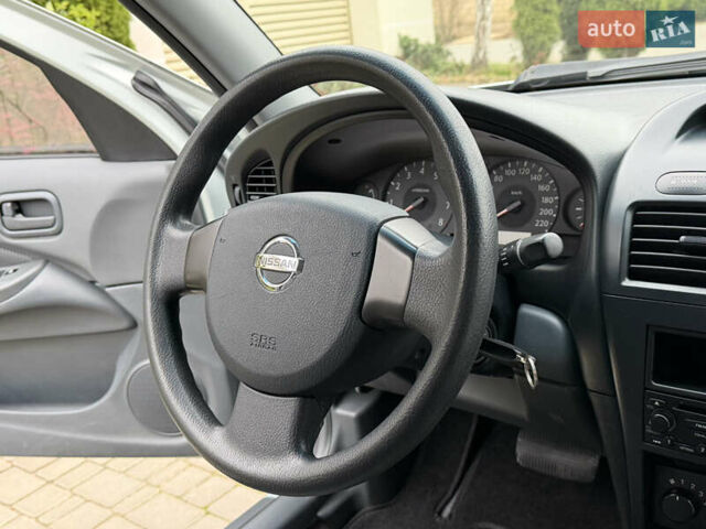 Серый Ниссан Альмера, объемом двигателя 1.6 л и пробегом 136 тыс. км за 5900 $, фото 65 на Automoto.ua