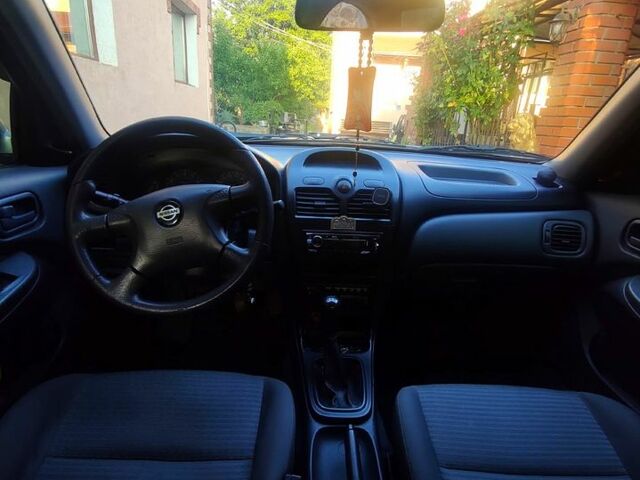 Серый Ниссан Альмера, объемом двигателя 1.6 л и пробегом 230 тыс. км за 4500 $, фото 3 на Automoto.ua