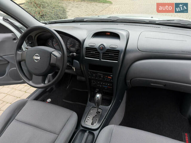 Серый Ниссан Альмера, объемом двигателя 1.6 л и пробегом 136 тыс. км за 5900 $, фото 58 на Automoto.ua