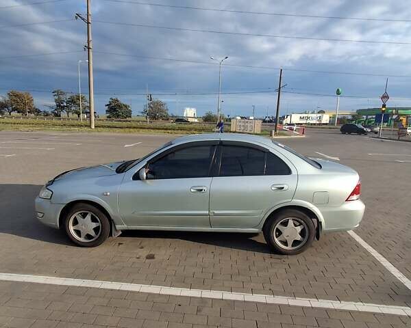 Серый Ниссан Альмера, объемом двигателя 1.6 л и пробегом 255 тыс. км за 4950 $, фото 2 на Automoto.ua