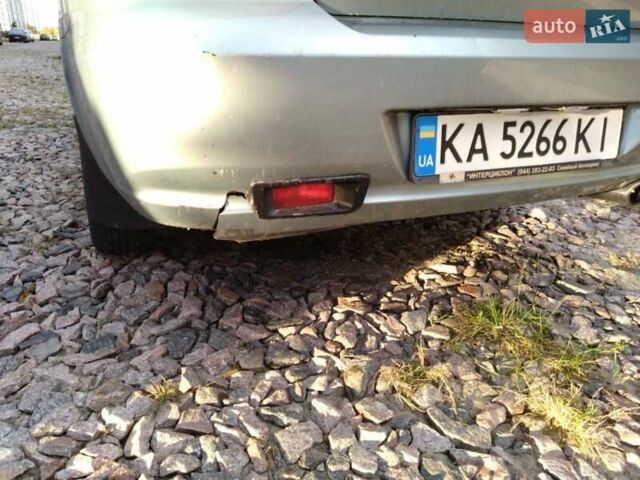 Серый Ниссан Альмера, объемом двигателя 1.6 л и пробегом 233 тыс. км за 3800 $, фото 10 на Automoto.ua