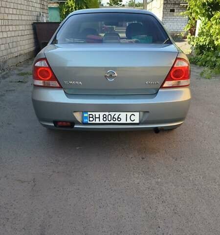 Сірий Ніссан Альмера, об'ємом двигуна 1.6 л та пробігом 136 тис. км за 4999 $, фото 4 на Automoto.ua