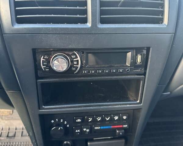 Серый Ниссан Альмера, объемом двигателя 1.6 л и пробегом 78 тыс. км за 6200 $, фото 9 на Automoto.ua