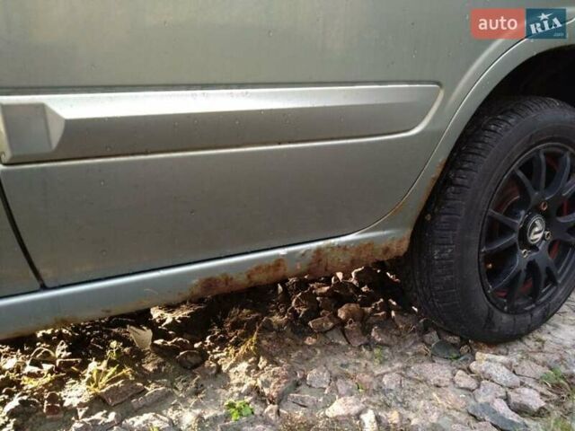 Серый Ниссан Альмера, объемом двигателя 1.6 л и пробегом 233 тыс. км за 3800 $, фото 14 на Automoto.ua