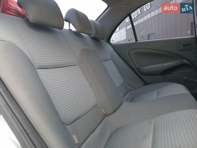 Серый Ниссан Альмера, объемом двигателя 1.6 л и пробегом 181 тыс. км за 4990 $, фото 12 на Automoto.ua