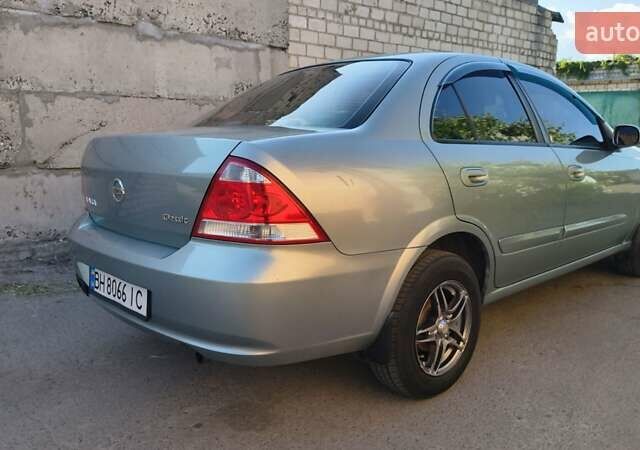 Сірий Ніссан Альмера, об'ємом двигуна 1.6 л та пробігом 136 тис. км за 4999 $, фото 5 на Automoto.ua