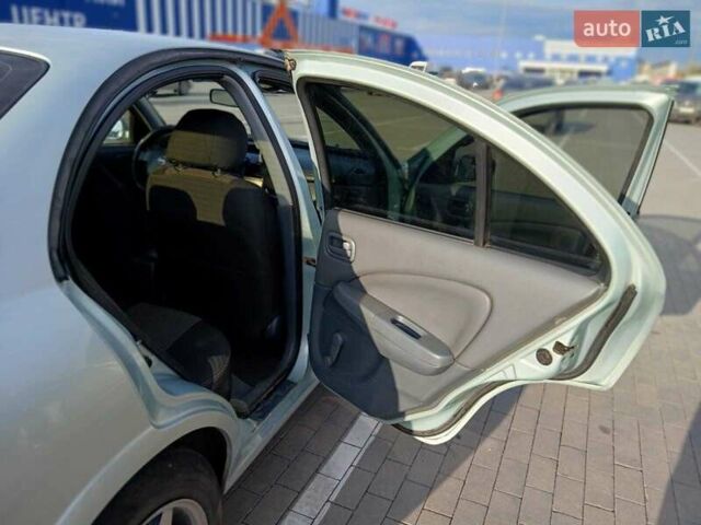 Серый Ниссан Альмера, объемом двигателя 1.6 л и пробегом 255 тыс. км за 4950 $, фото 23 на Automoto.ua