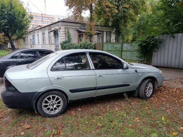 Серый Ниссан Альмера, объемом двигателя 1.6 л и пробегом 305 тыс. км за 4000 $, фото 3 на Automoto.ua