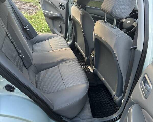 Серый Ниссан Альмера, объемом двигателя 1.6 л и пробегом 78 тыс. км за 6200 $, фото 6 на Automoto.ua