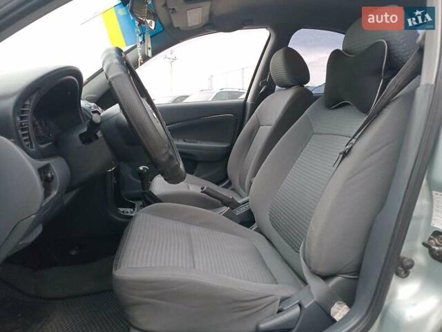 Серый Ниссан Альмера, объемом двигателя 1.6 л и пробегом 181 тыс. км за 4990 $, фото 20 на Automoto.ua