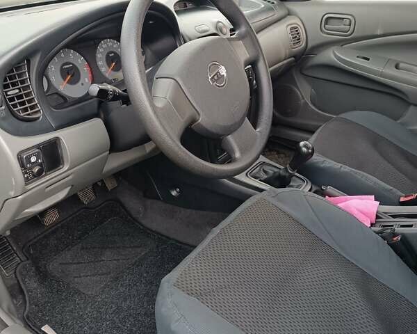 Серый Ниссан Альмера, объемом двигателя 1.6 л и пробегом 160 тыс. км за 6200 $, фото 8 на Automoto.ua