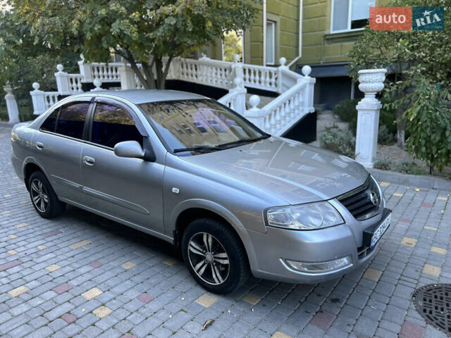 Серый Ниссан Альмера, объемом двигателя 1.6 л и пробегом 201 тыс. км за 4999 $, фото 2 на Automoto.ua