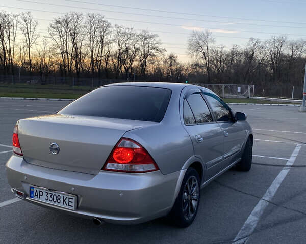 Серый Ниссан Альмера, объемом двигателя 1.6 л и пробегом 231 тыс. км за 3600 $, фото 2 на Automoto.ua