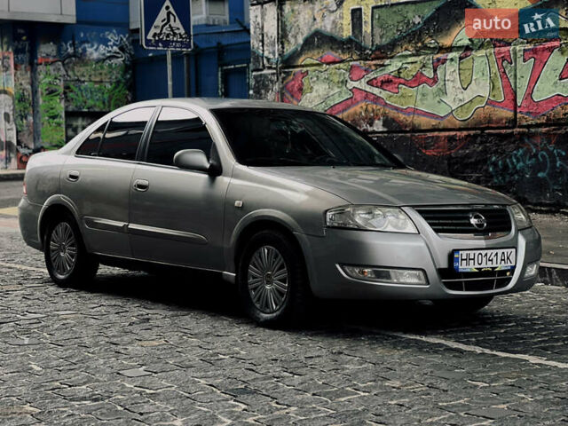 Серый Ниссан Альмера, объемом двигателя 1.6 л и пробегом 250 тыс. км за 4300 $, фото 5 на Automoto.ua