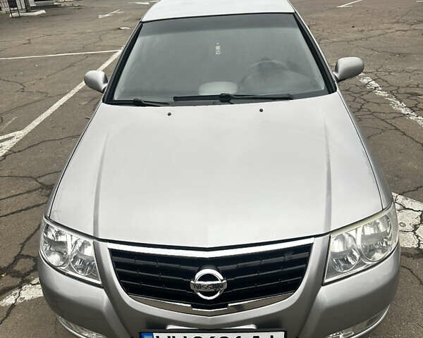 Сірий Ніссан Альмера, об'ємом двигуна 1.6 л та пробігом 220 тис. км за 4800 $, фото 1 на Automoto.ua