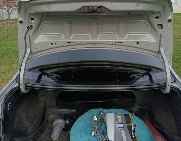 Серый Ниссан Альмера, объемом двигателя 1.6 л и пробегом 160 тыс. км за 6200 $, фото 11 на Automoto.ua