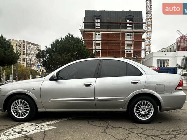 Сірий Ніссан Альмера, об'ємом двигуна 1.6 л та пробігом 220 тис. км за 4800 $, фото 4 на Automoto.ua