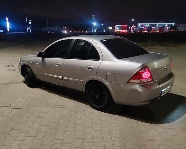 Сірий Ніссан Альмера, об'ємом двигуна 1.6 л та пробігом 250 тис. км за 3999 $, фото 2 на Automoto.ua