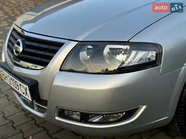 Сірий Ніссан Альмера, об'ємом двигуна 1.6 л та пробігом 39 тис. км за 7700 $, фото 3 на Automoto.ua