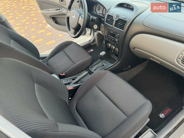 Сірий Ніссан Альмера, об'ємом двигуна 1.6 л та пробігом 39 тис. км за 7700 $, фото 57 на Automoto.ua