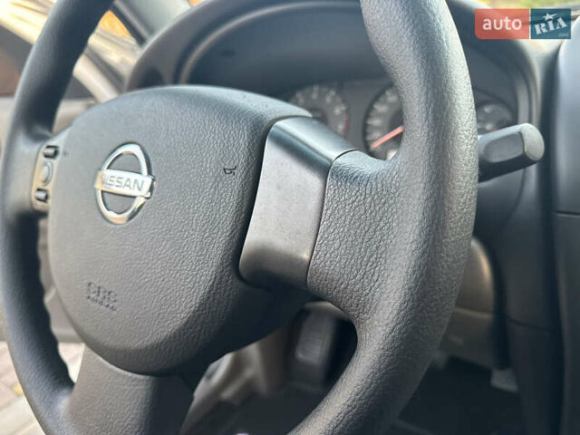 Сірий Ніссан Альмера, об'ємом двигуна 1.6 л та пробігом 39 тис. км за 7700 $, фото 66 на Automoto.ua