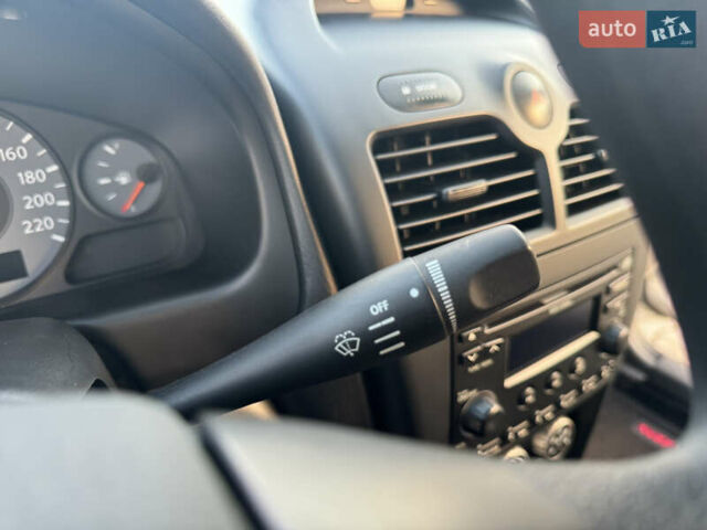 Сірий Ніссан Альмера, об'ємом двигуна 1.6 л та пробігом 39 тис. км за 7700 $, фото 47 на Automoto.ua