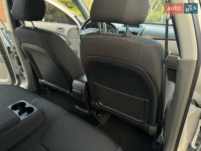 Сірий Ніссан Альмера, об'ємом двигуна 1.6 л та пробігом 39 тис. км за 7700 $, фото 78 на Automoto.ua