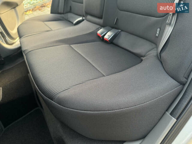 Сірий Ніссан Альмера, об'ємом двигуна 1.6 л та пробігом 39 тис. км за 7700 $, фото 72 на Automoto.ua