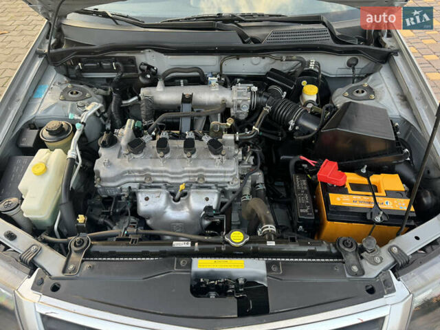 Сірий Ніссан Альмера, об'ємом двигуна 1.6 л та пробігом 39 тис. км за 7700 $, фото 81 на Automoto.ua