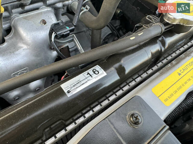 Сірий Ніссан Альмера, об'ємом двигуна 1.6 л та пробігом 39 тис. км за 7700 $, фото 86 на Automoto.ua