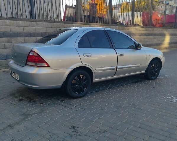 Серый Ниссан Альмера, объемом двигателя 1.6 л и пробегом 140 тыс. км за 6300 $, фото 6 на Automoto.ua