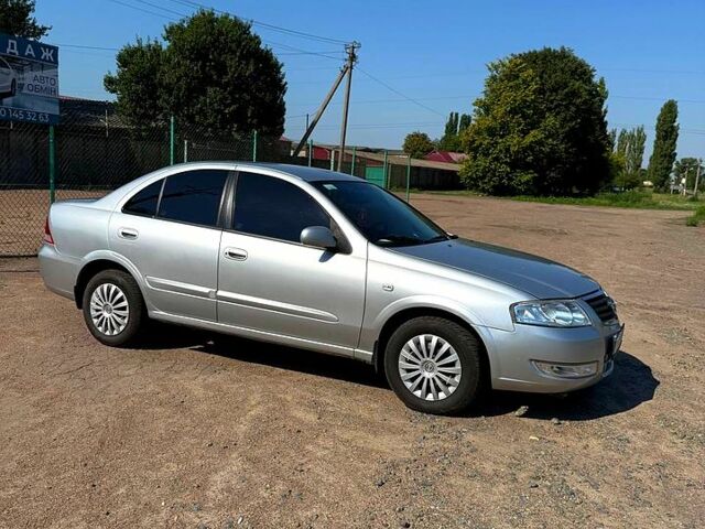 Серый Ниссан Альмера, объемом двигателя 1.6 л и пробегом 210 тыс. км за 5300 $, фото 1 на Automoto.ua