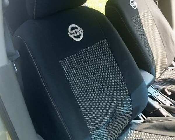 Сірий Ніссан Альмера, об'ємом двигуна 1.6 л та пробігом 263 тис. км за 4600 $, фото 7 на Automoto.ua