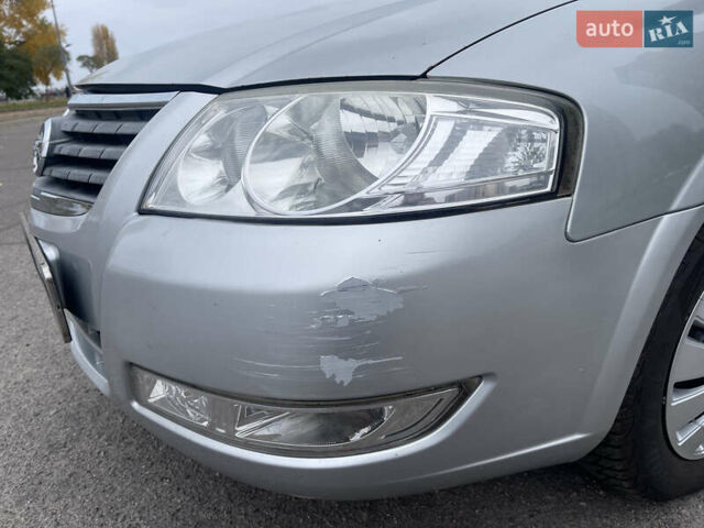 Серый Ниссан Альмера, объемом двигателя 1.6 л и пробегом 131 тыс. км за 5100 $, фото 5 на Automoto.ua