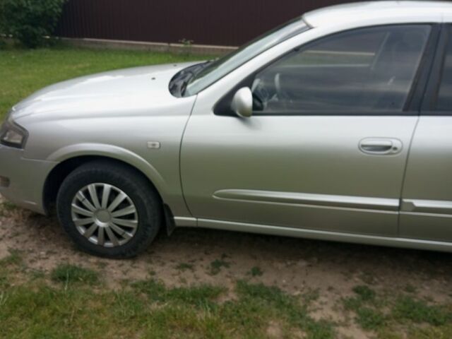 Серый Ниссан Альмера, объемом двигателя 1.6 л и пробегом 263 тыс. км за 4600 $, фото 4 на Automoto.ua