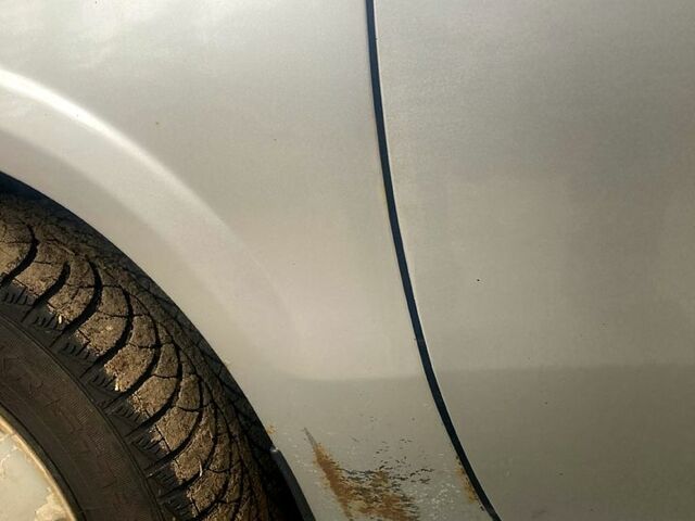 Серый Ниссан Альмера, объемом двигателя 1.6 л и пробегом 70 тыс. км за 6200 $, фото 6 на Automoto.ua