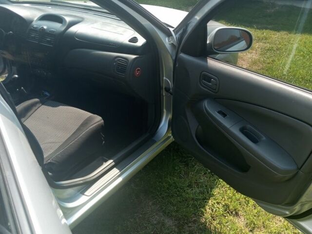 Серый Ниссан Альмера, объемом двигателя 1.6 л и пробегом 263 тыс. км за 4600 $, фото 6 на Automoto.ua