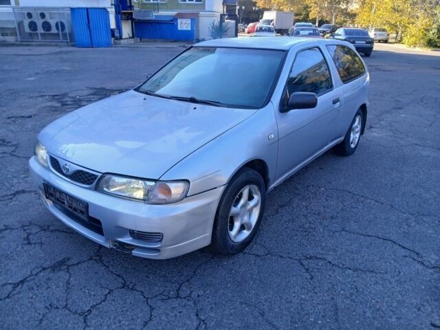 Серый Ниссан Альмера, объемом двигателя 1.6 л и пробегом 300 тыс. км за 599 $, фото 6 на Automoto.ua