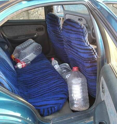 Синій Ніссан Альмера, об'ємом двигуна 1.4 л та пробігом 300 тис. км за 1500 $, фото 2 на Automoto.ua