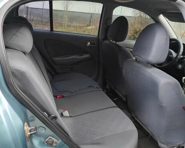 Синий Ниссан Альмера, объемом двигателя 1.5 л и пробегом 293 тыс. км за 3600 $, фото 6 на Automoto.ua