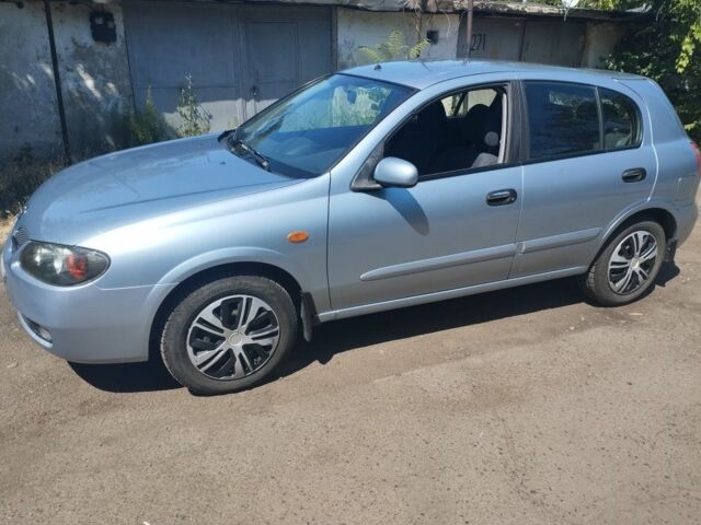 Синий Ниссан Альмера, объемом двигателя 1.5 л и пробегом 180 тыс. км за 4000 $, фото 2 на Automoto.ua
