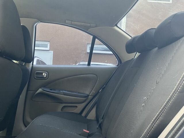 Синий Ниссан Альмера, объемом двигателя 1.5 л и пробегом 217 тыс. км за 2499 $, фото 10 на Automoto.ua