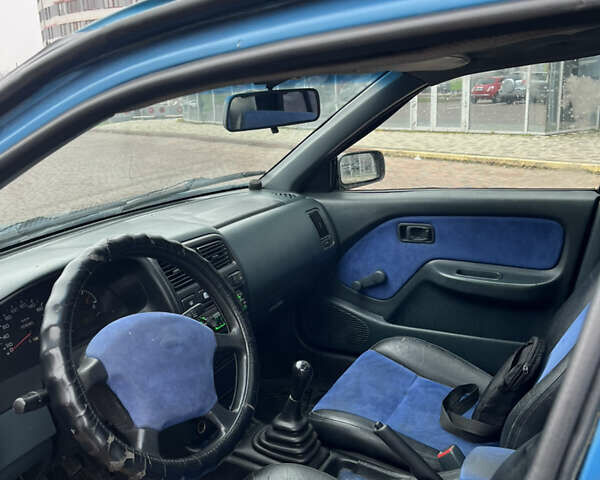 Синий Ниссан Альмера, объемом двигателя 1.4 л и пробегом 155 тыс. км за 1950 $, фото 13 на Automoto.ua