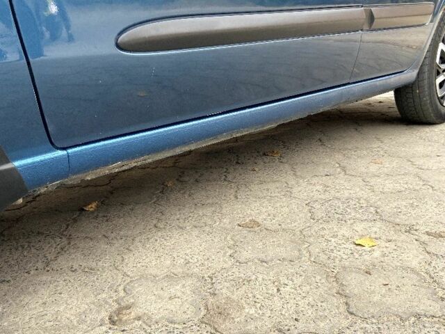 Синій Ніссан Альмера, об'ємом двигуна 1 л та пробігом 124 тис. км за 4250 $, фото 5 на Automoto.ua