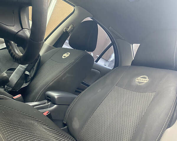 Синій Ніссан Альмера, об'ємом двигуна 1.5 л та пробігом 217 тис. км за 2299 $, фото 6 на Automoto.ua